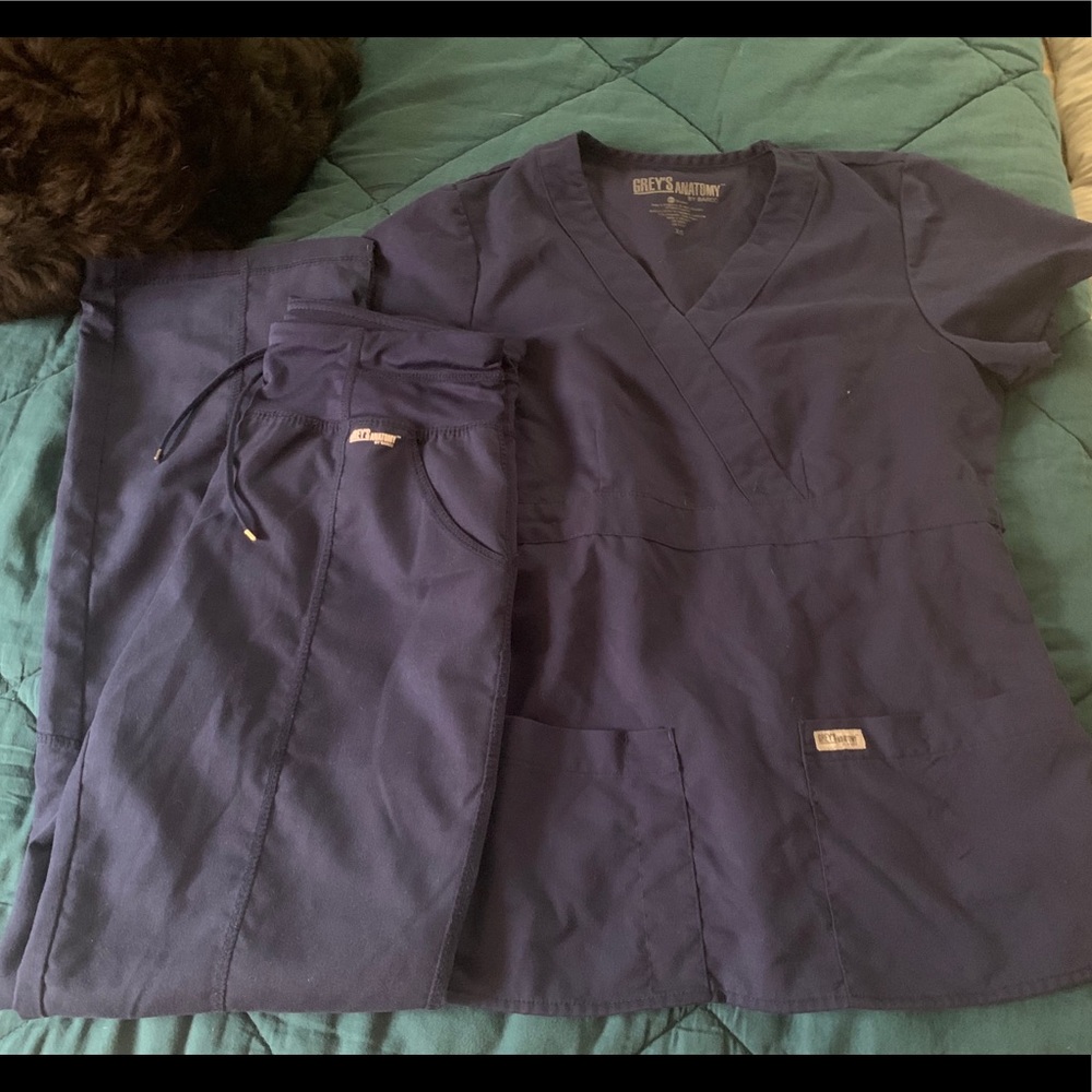 Navy greys anatomy by barco active size XS